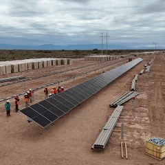 YPF Luz dio un paso clave en la construcción del Parque Solar El Quemado, el más grande del país