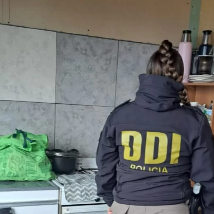 Cuatro allanamientos en El Calafate por robos: tres detenidos y un arsenal de elementos secuestrados