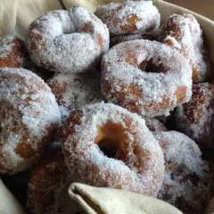 Receta de rosquitas azucaradas, un clásico de la merienda fácil y económico
