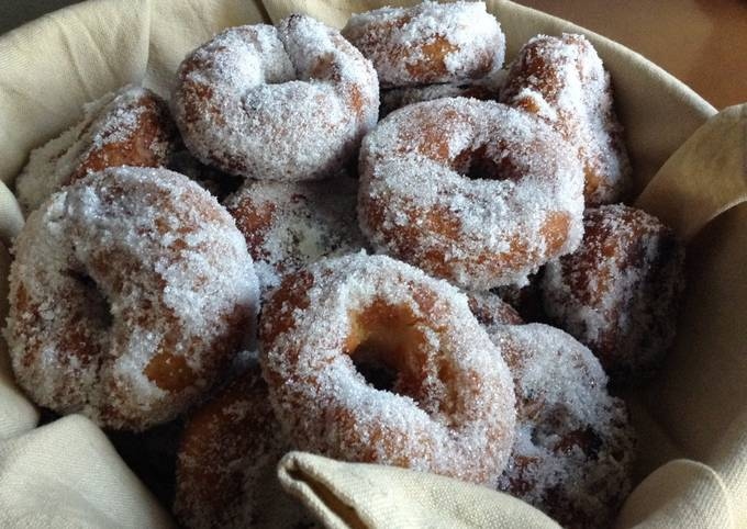 Receta de rosquitas azucaradas, un clásico de la merienda fácil y económico