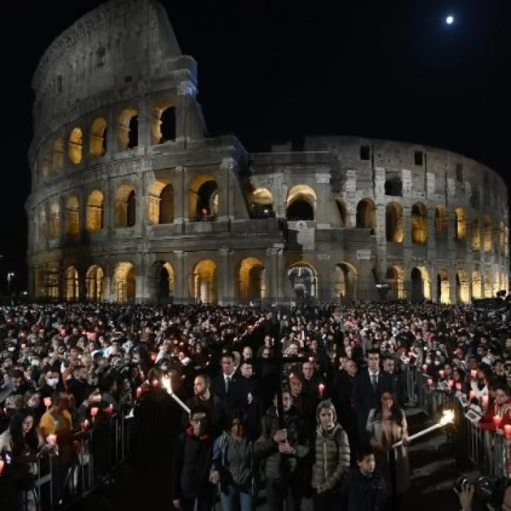 Coliseo: el Papa Francisco preparó las lecturas pero no pudo participar del tradicional Vía Crucis