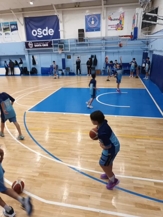 El provincial de básquetbol a todo ritmo entre Hispano y San Miguel