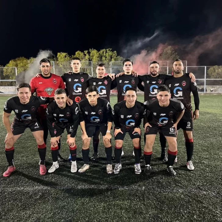 Escorpión y Deportivo Esperanza van por la gloria: se define el campeón del Triangular de Campeones