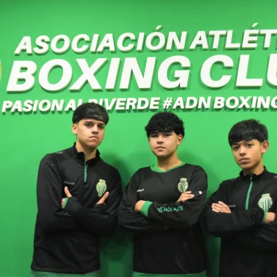 Tres jóvenes del Boxing viajan a Buenos Aires para realizar pruebas en clubes del ascenso