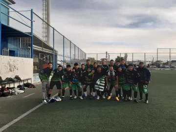El invierno frenó la pelota: la Liga de los Barrios ya está en receso El invierno frenó la pelota: la Liga de los Barrios ya está en receso