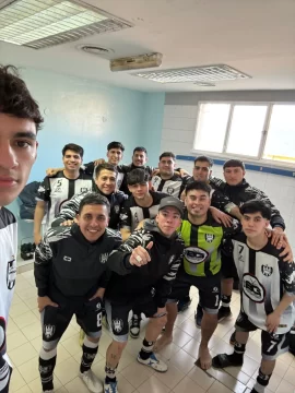 Río Gallegos dijo presente en el Regional de Futsal: Unión y SDC ganaron en el debut Río Gallegos dijo presente en el Regional de Futsal: Unión y SDC ganaron en el debut