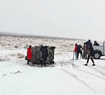 Nieve y riesgo en la Ruta 40: dos accidentes sin heridos pero con alerta máxima en Santa Cruz