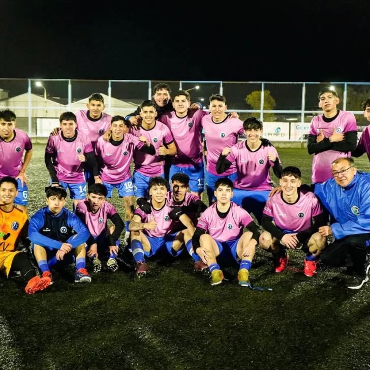 Liga Fútbol Sur: Boxing y Bancruz se metieron en semifinales bajo la lluvia y van por un lugar en la final del Torneo Apertura