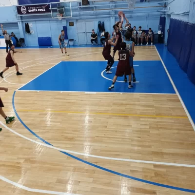 Hispano y San Miguel se miden en el torneo provincial