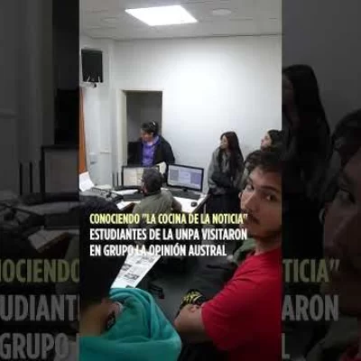 Estudiantes de Comunicación de la UNPA conocieron La Opinión Austral y radio LU12
