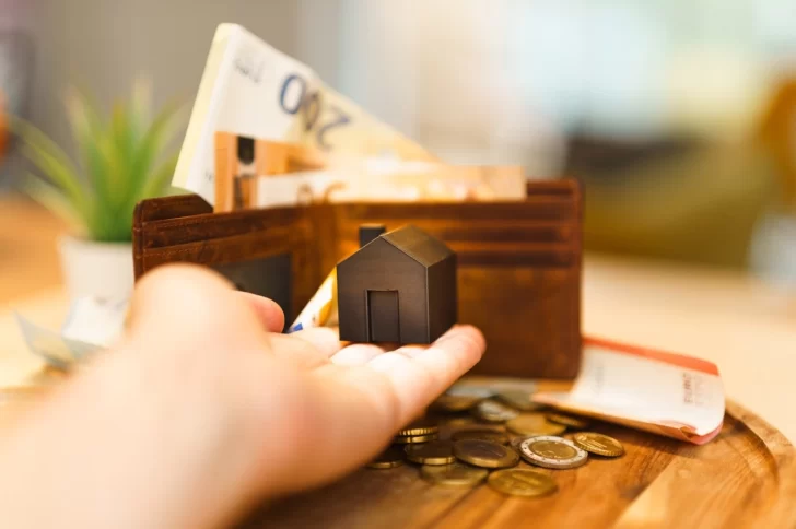 Educación financiera desde casa: herramientas digitales que pueden marcar la diferencia