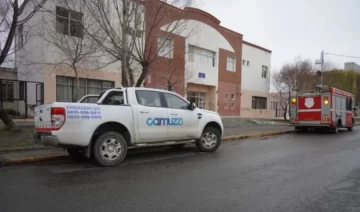 Camuzzi inspeccionó la Escuela N°78 y descartó una pérdida de gas