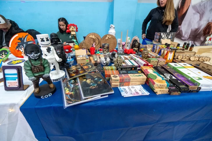 Cosplay, karaoke y productos geek en una nueva edición de la Comic Sur