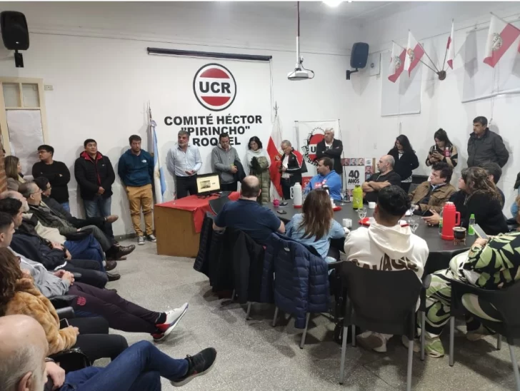 El encuentro se realizó en el Comité Provincia de Río Gallegos. El encuentro se realizó en el Comité Provincia de Río Gallegos.