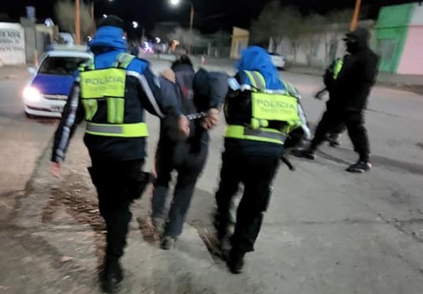 Violencia de género en Río Gallegos: detuvieron a un hombre por sacarle el celular a su ex pareja y “raptarla”