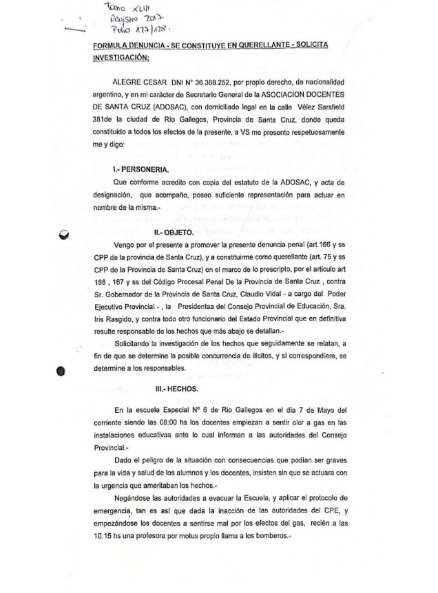  La primera página de la denuncia en la justicia. (La Opinión Austral).