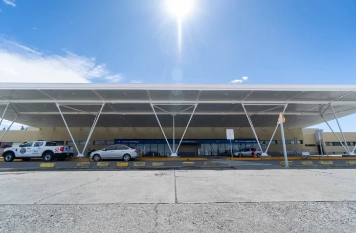 Desde Transporte de Santa Cruz dijeron que no sabían nada que iba a cerrar el Aeropuerto de Río Gallegos