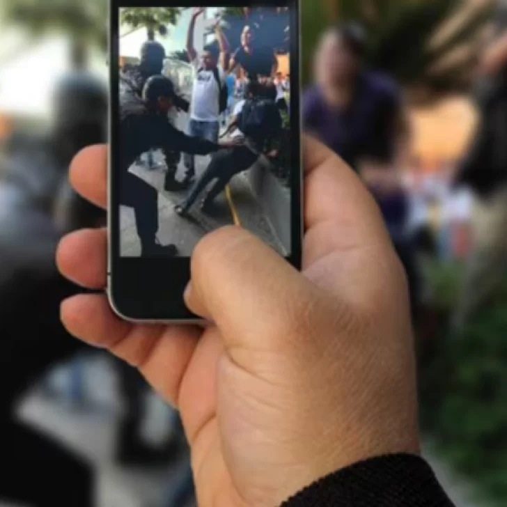 Denuncian que los jóvenes se pegan y se filman para después subir el materiales a las redes sociales
