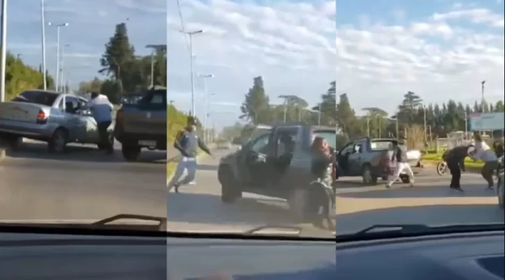Discusión de tránsito terminó en una feroz pelea: le rompió el auto con un fierro y se agarraron a las piñas frente a un nene