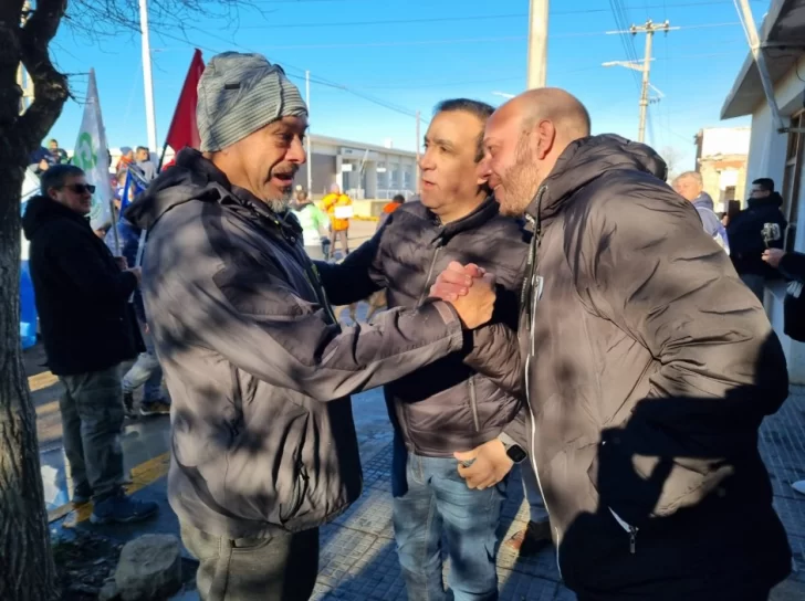 Grasso se solidarizó con los trabajadores de Puerto Deseado y Tierra del Fuego