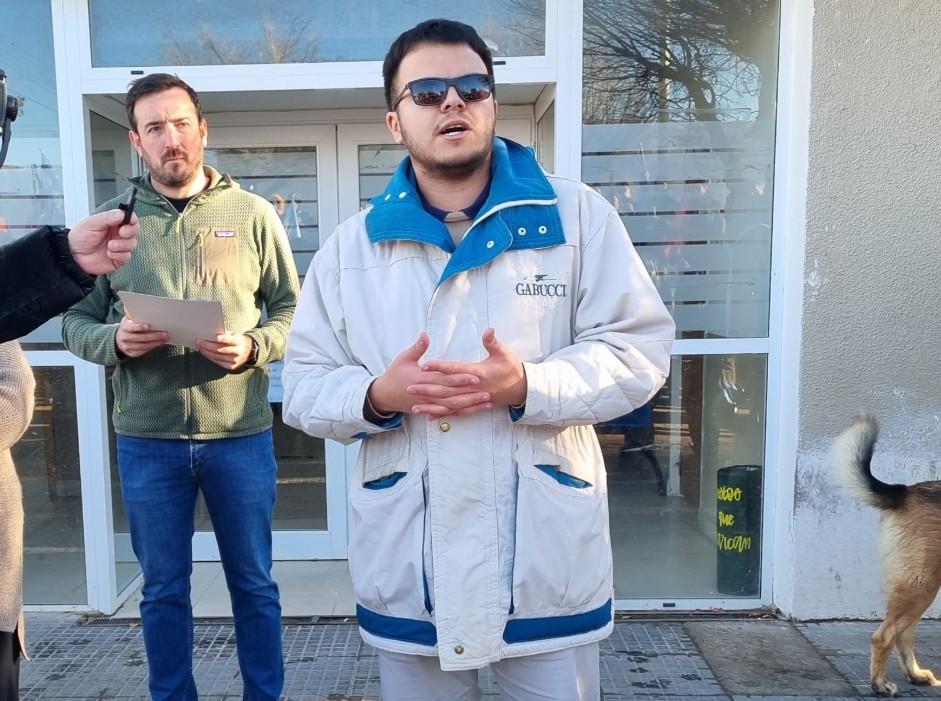 Mateo Brunetti, concejal de Unión por la Patria, se dirigió a los trabajadores.