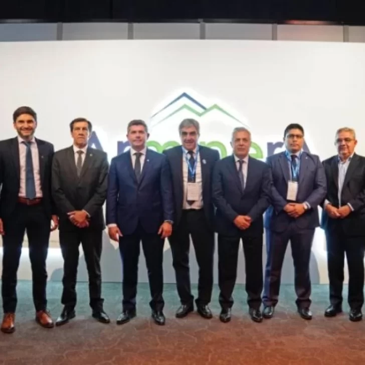 La unión de las provincias, el contraste del sector privado y una advertencia