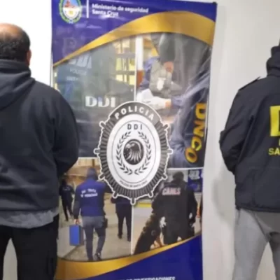 Detuvieron en Santa Cruz a un ex policía acusado de abuso pero lo sobreseyeron “por el paso del tiempo”
