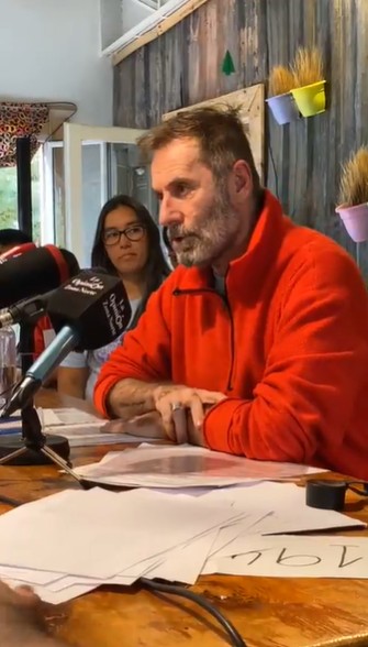 El cura Juan Carlos Molina, a cargo de la Fundación Valdocco, en noviembre del 2024 cuando encabezó una conferencia de prensa para defender a la Institución. El cura Juan Carlos Molina, a cargo de la Fundación Valdocco, en noviembre del 2024 cuando encabezó una conferencia de prensa para defender a la Institución.