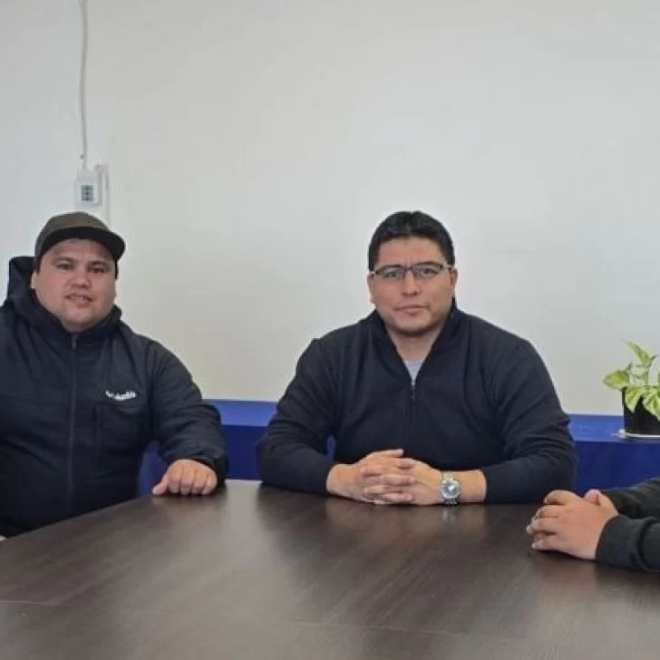 Vidal se reunió con estibadores y habló de “una situación económica difícil” en la actividad pesquera