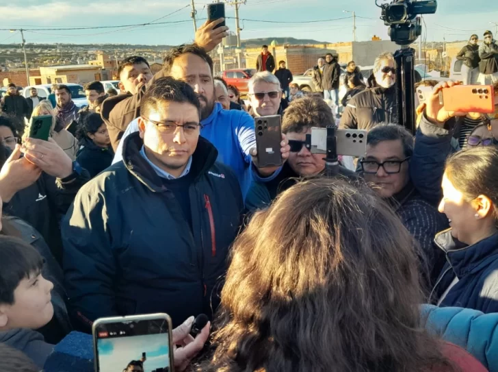 Vidal: “Me toca pedirles perdón a los vecinos en nombre del Estado por tantos años de demora”