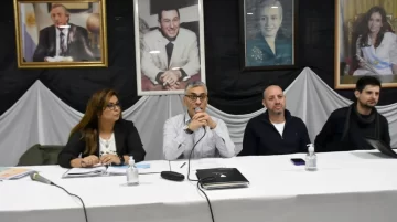 Dura respuesta del consejo local del PJ: “Vidal nos invita a la fiesta, pero deja a Gallegos en la vereda”