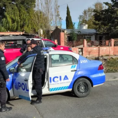 Tensión en Caleta Olivia: un hombre se atragantó mientras almorzaba y fue salvado por los equipos de emergencia