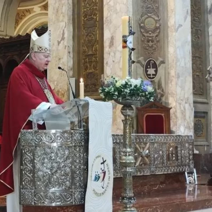 Cónclave: “Ser papa es un honor y un sacrificio grande”, dijo nuncio apostólico Miroslaw Adamczyk