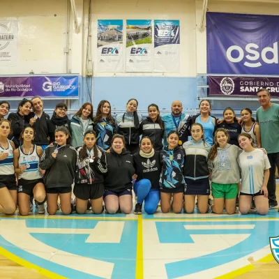 Hispano Americano homenajeó a sus subcampeonas Argentinas de hockey