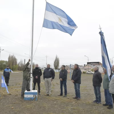 Con la presencia de un sobreviviente, Río Gallegos recordó a  los caídos del ARA General Belgrano
