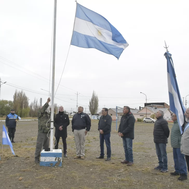 Con la presencia de un sobreviviente, Río Gallegos recordó a  los caídos del ARA General Belgrano