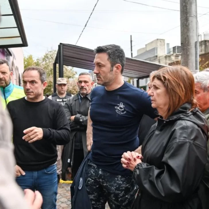 Inundaciones: Petri recorrió zonas afectadas y alertó por más de mil evacuados en Campana
