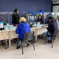 Empleo público en Santa Cruz: más de 57 mil personas en el Estado
