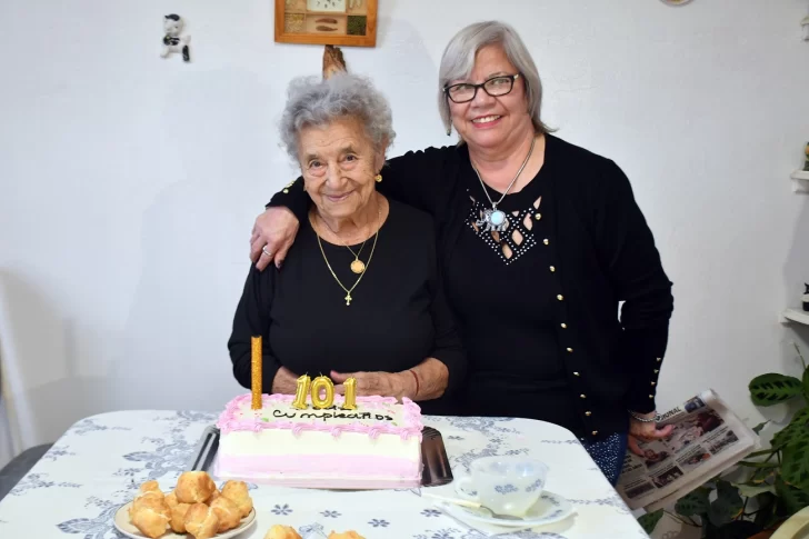  Juana y Liliana, amor de madre e hija. Foto: José Silva/La Opinión Austral