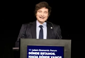Cerca de las urnas, Javier Milei despliega una filosofía laboral muy interesante