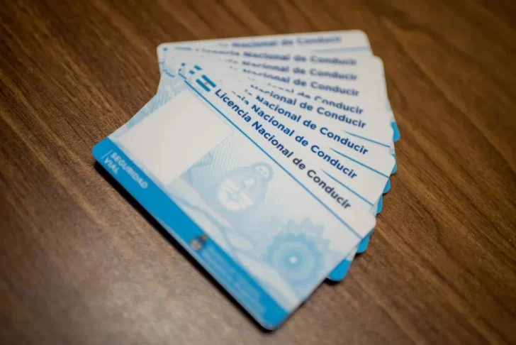 Tránsito secuestró más de 10 carnets de conducir “truchos”