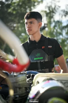 Thiago Díaz ratifica su podio y asciende al tercer puesto en la tabla de Sudam Senior Thiago Díaz ratifica su podio y asciende al tercer puesto en la tabla de Sudam Senior