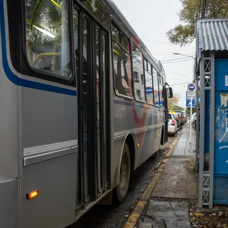 Transportistas acusaron de “ilegítima” la medida de fuerza de la UTA