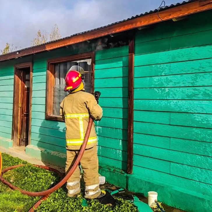 Un desperfecto eléctrico provocó un principio en una vivienda de El Calafate