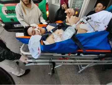 “Que mejores bien, hijo”: Alan Márquez despertó y fue derivado a Buenos Aires