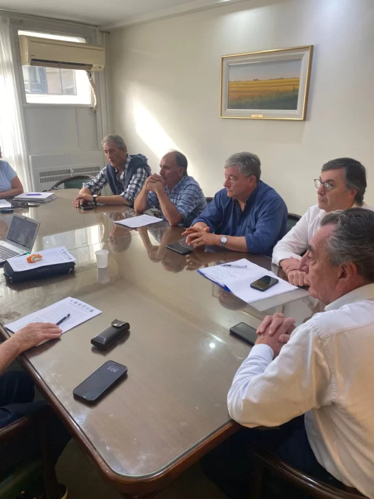 WhatsApp-Image-2025-05-14-at-15.08.32-546x728 encuentro productores cra barrera sanitaria