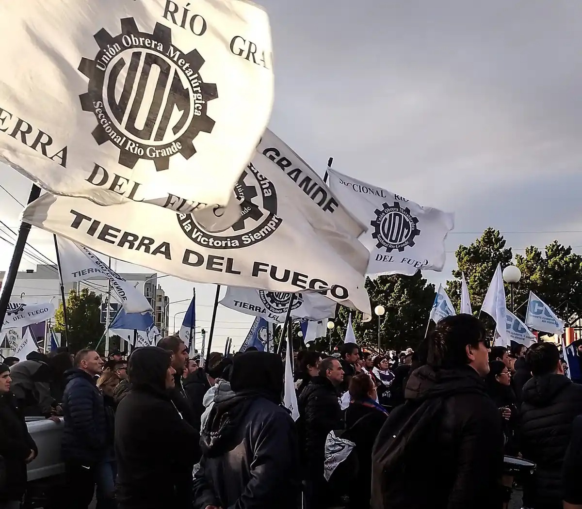 Guillermo Francos defendió la baja de aranceles a la importación y mandó a &#8220;competir&#8221; a Tierra del Fuego