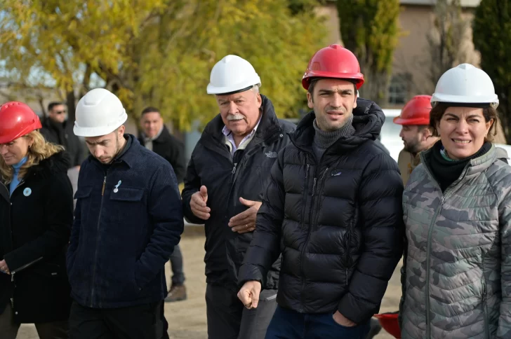 Ignacio Torres supervisó obras del acueducto en Comodoro: &#8220;Será uno de los actos de justicia más importantes para los chubutenses&#8221;