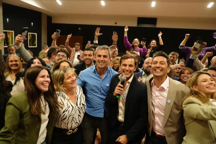 Martín Menem dijo que el candidato a diputado provincial, Diego Hartfield, “es Milei en Misiones” Martín Menem dijo que el candidato a diputado provincial, Diego Hartfield, “es Milei en Misiones”