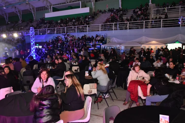 Así vivió Río Gallegos la Velada Patriótica por el 25 de Mayo en las instalaciones del Boxing Club